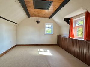 Bedroom 2- click for photo gallery